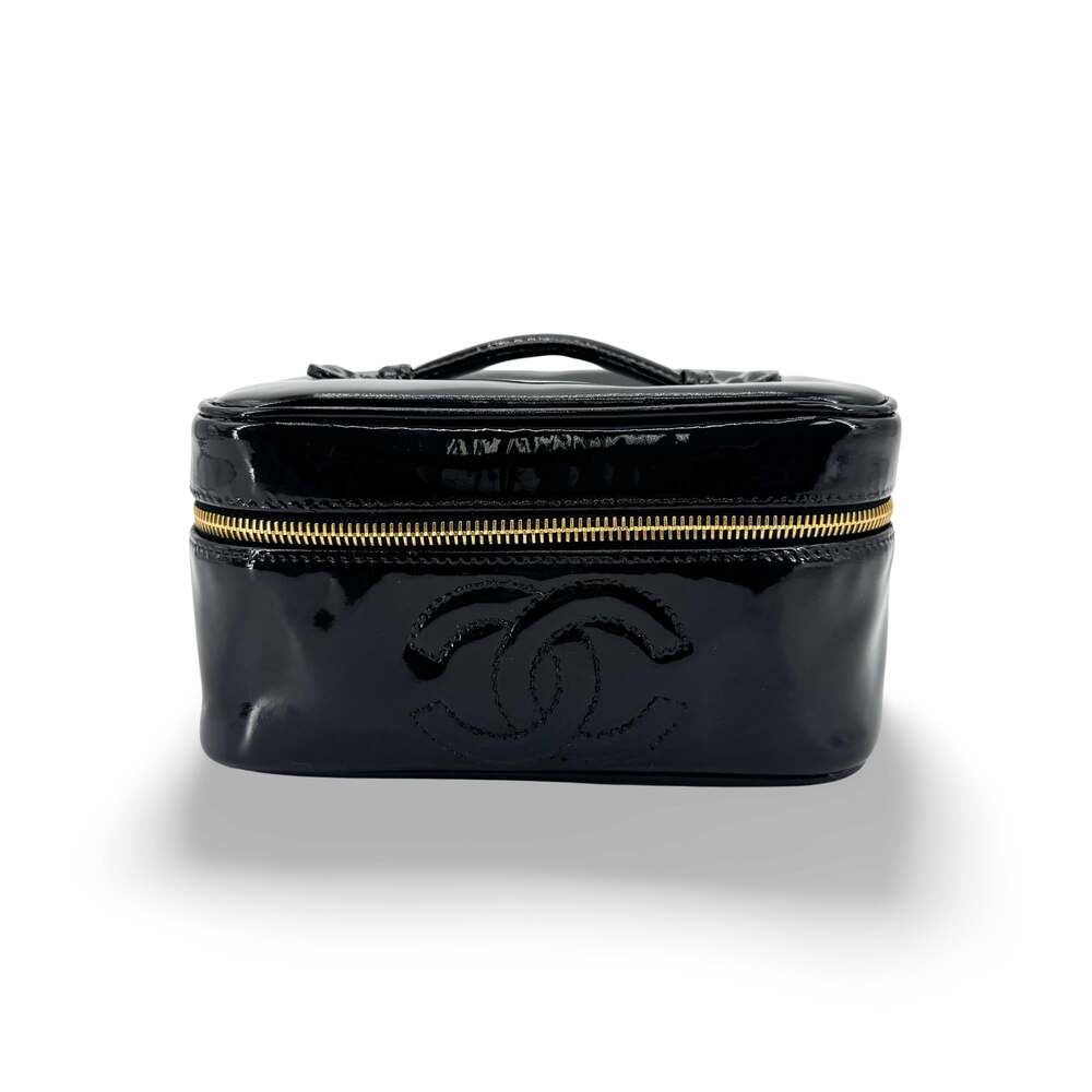 Chanel Vintage Patent Cosmetic Vanity #353614F57B